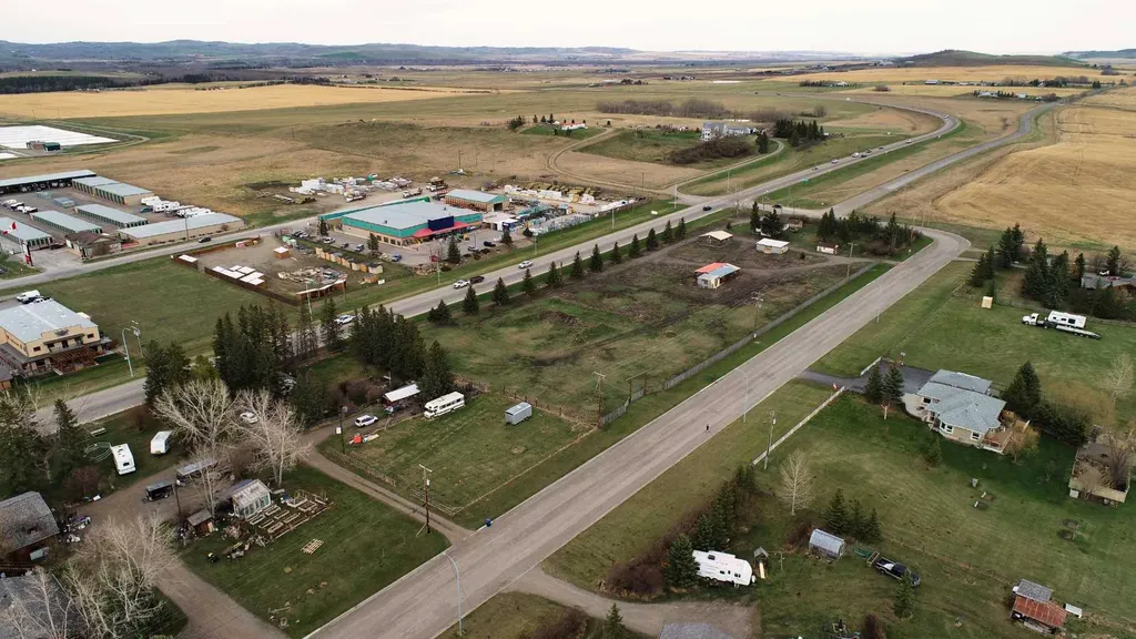 501 Centre Avenue E Diamond Valley AB T0L 0H0