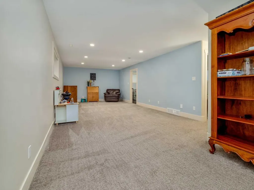 453 Westgate Crescent Coaldale AB T1M 0E1