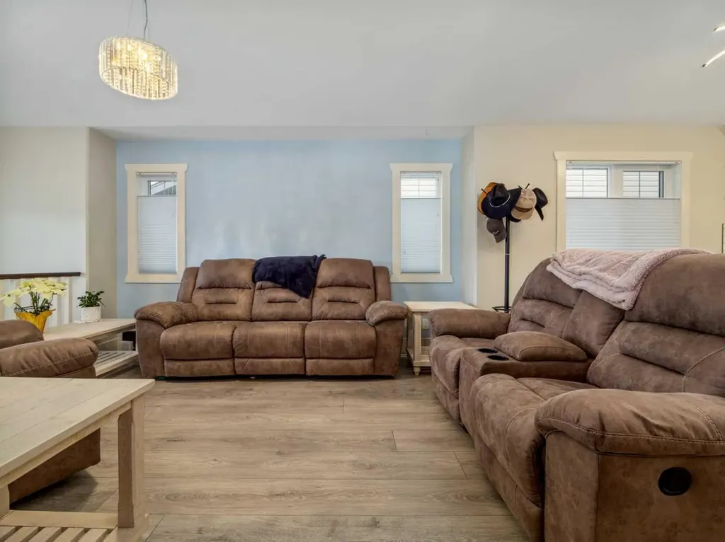 453 Westgate Crescent Coaldale AB T1M 0E1