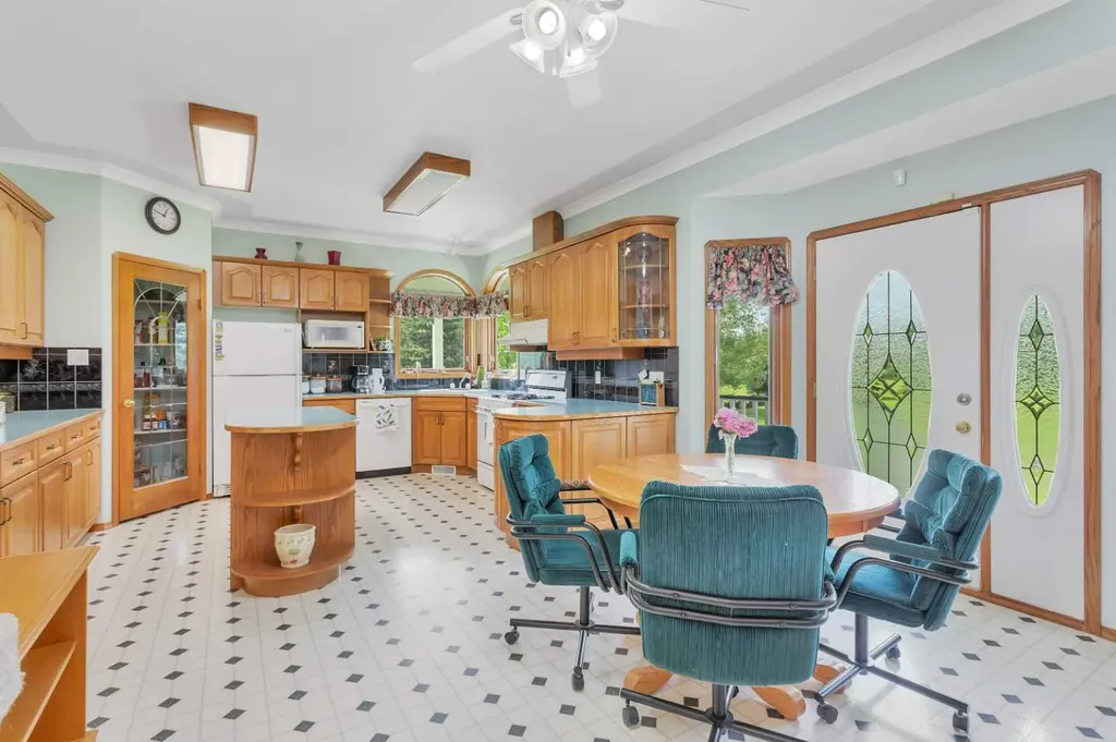 4000 42 Street Rocky Mountain House AB T4T 1A7