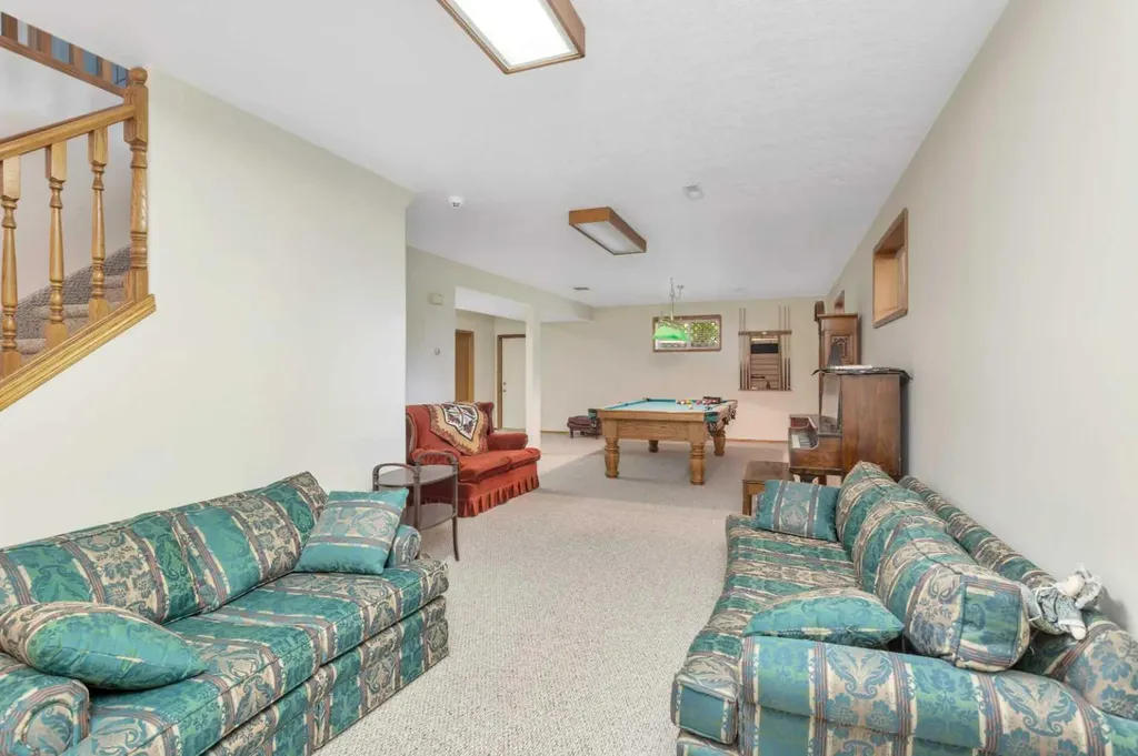 4000 42 Street Rocky Mountain House AB T4T 1A7