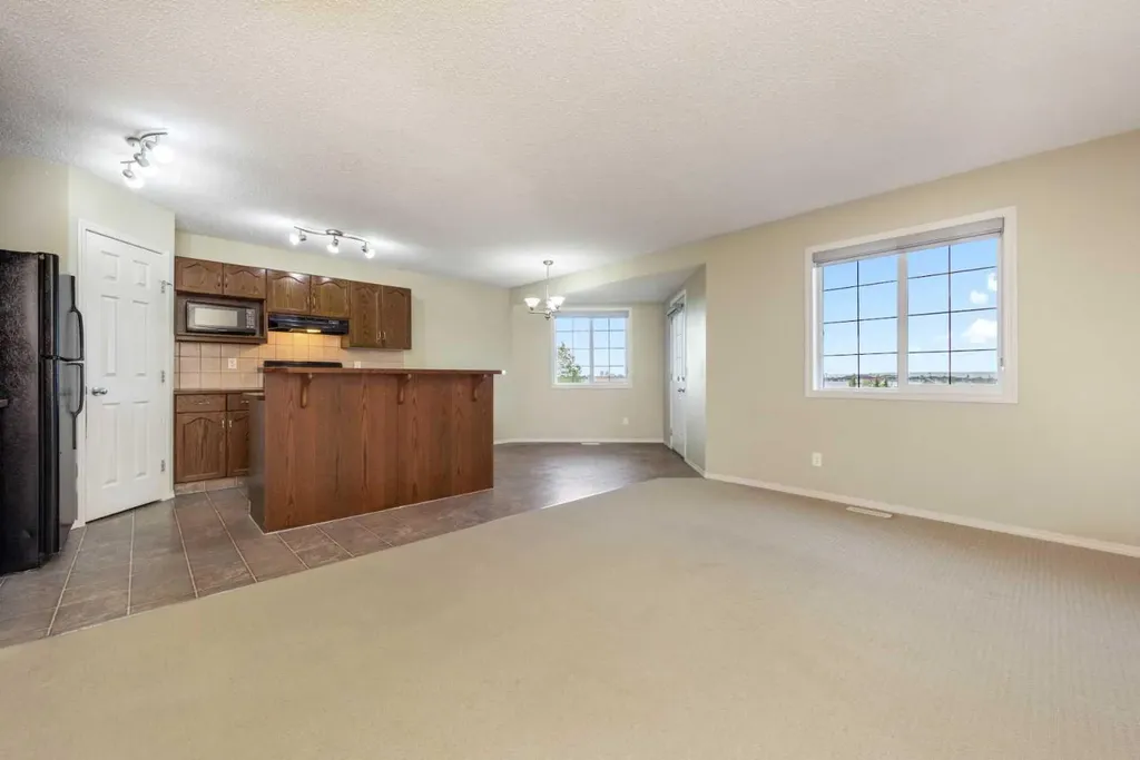 276 Taralake Terrace NE Calgary AB T3J 0A2