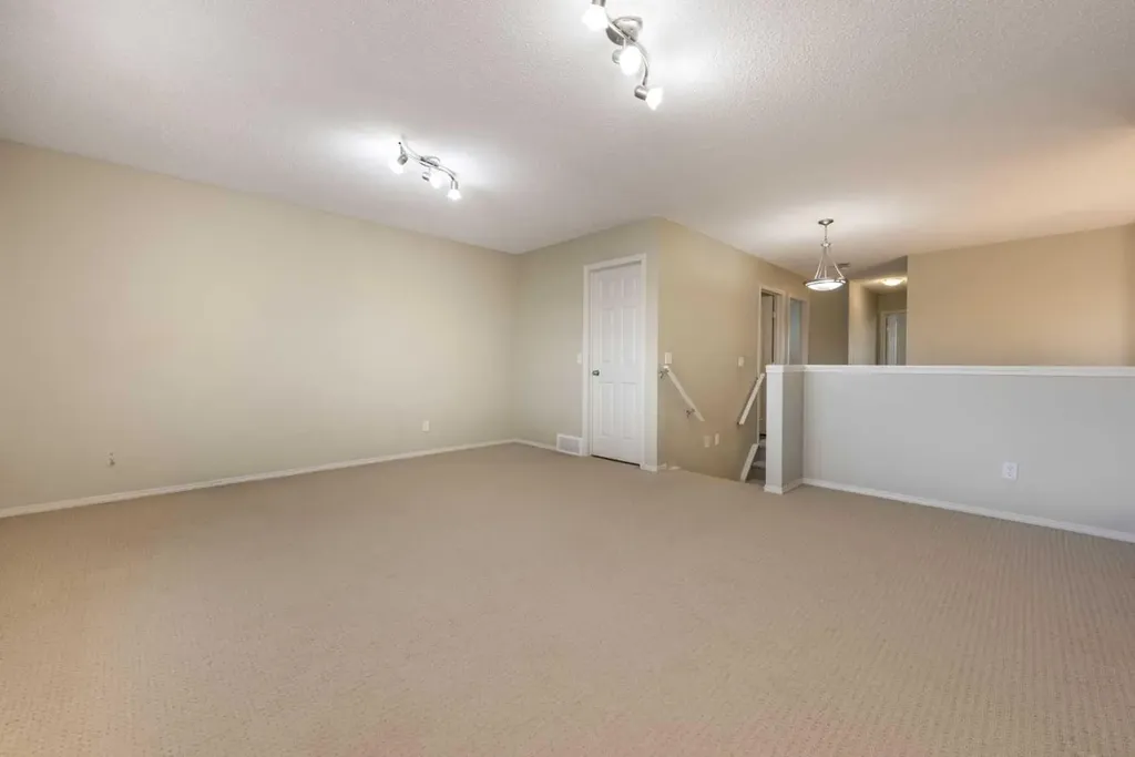 276 Taralake Terrace NE Calgary AB T3J 0A2