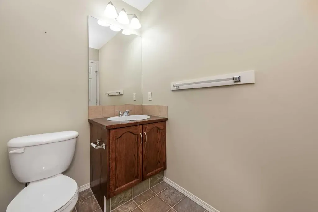 276 Taralake Terrace NE Calgary AB T3J 0A2