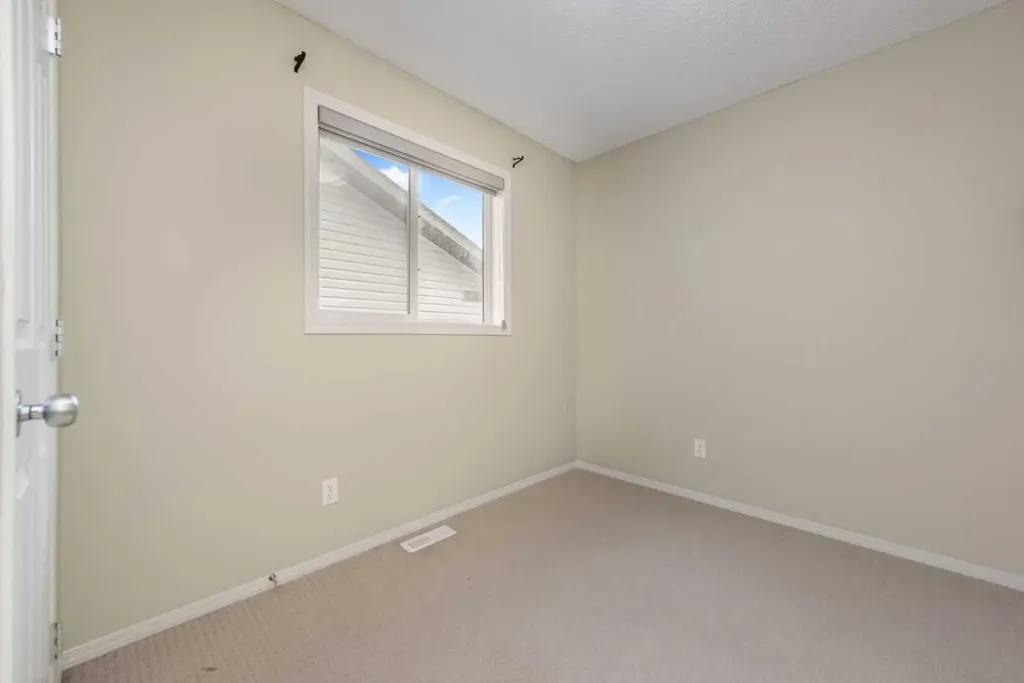 276 Taralake Terrace NE Calgary AB T3J 0A2