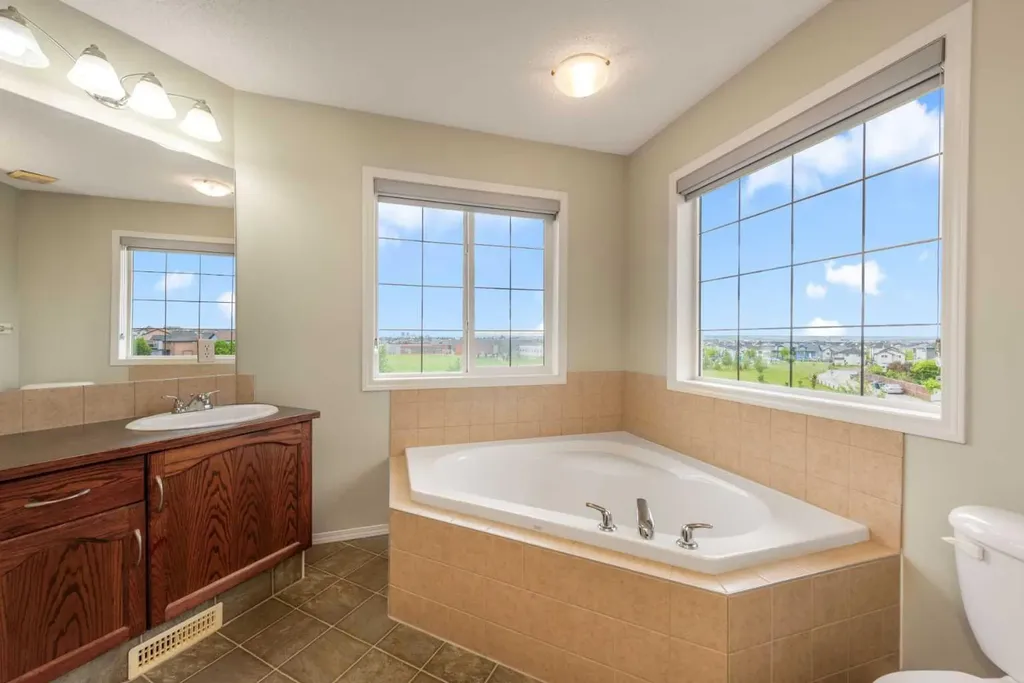 276 Taralake Terrace NE Calgary AB T3J 0A2