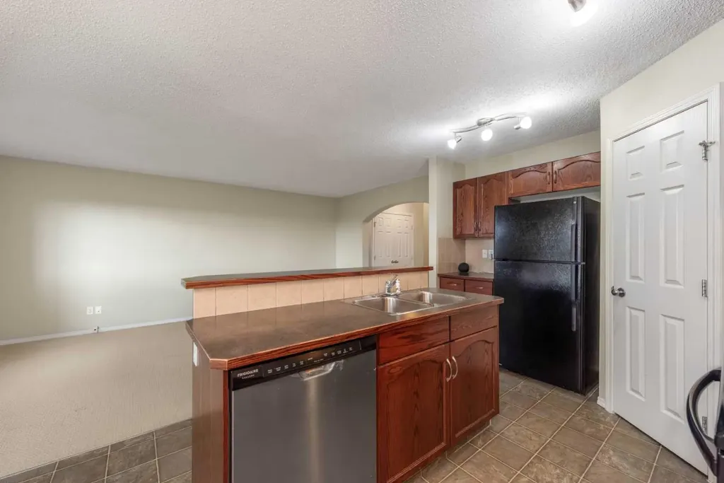 276 Taralake Terrace NE Calgary AB T3J 0A2