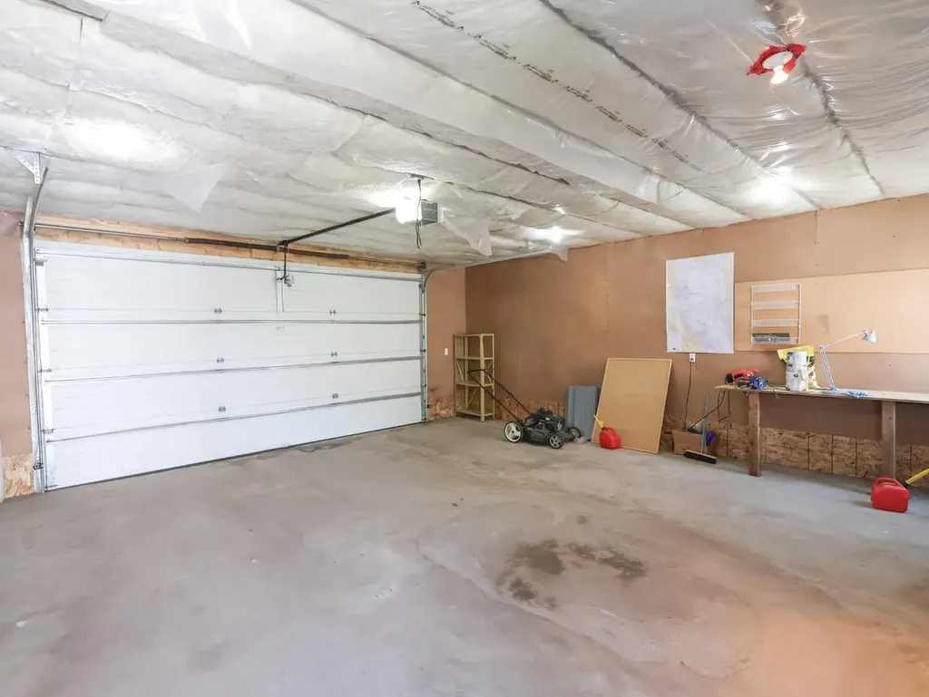 4907 49 Street Stettler AB T4K1A5
