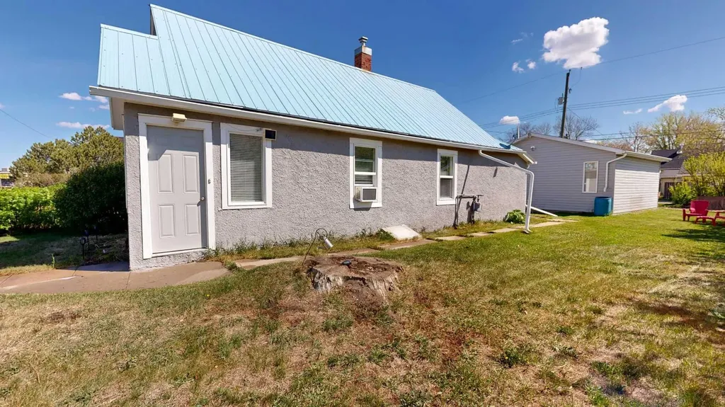 4907 49 Street Stettler AB T4K1A5