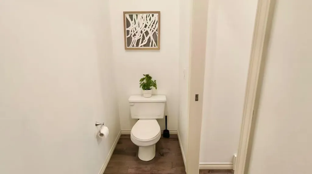 44 Aspen Hills Close SW Calgary AB T3H 0C6