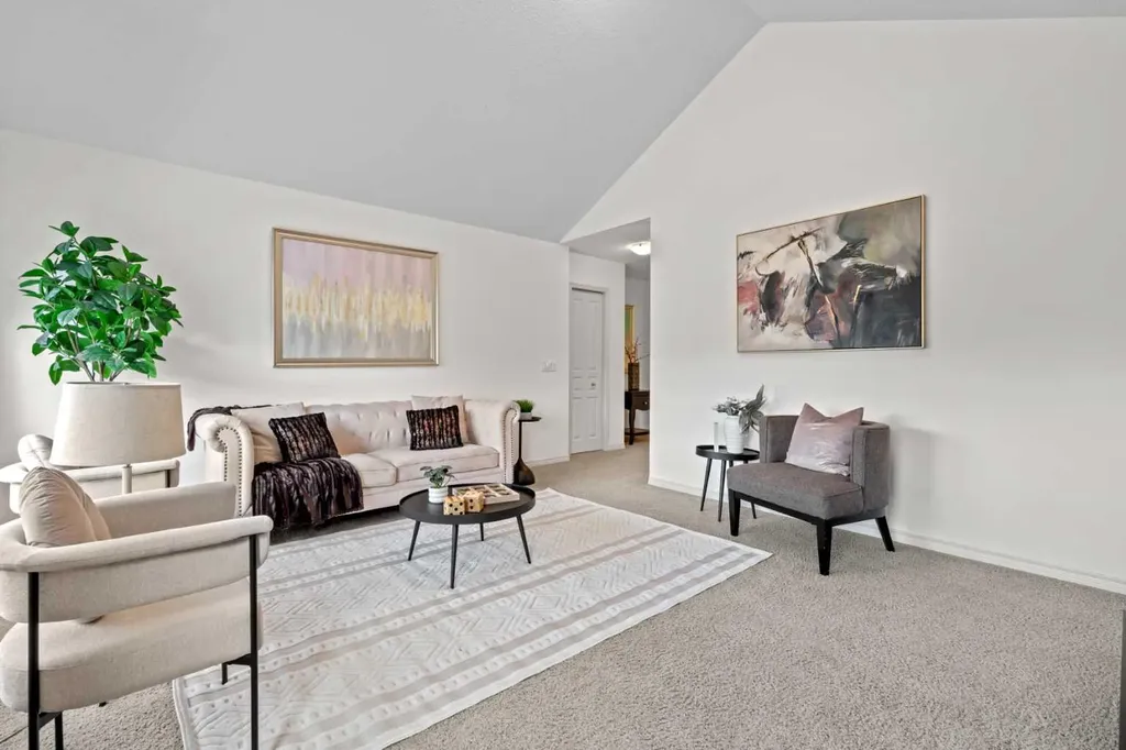 44 Aspen Hills Close SW Calgary AB T3H 0C6