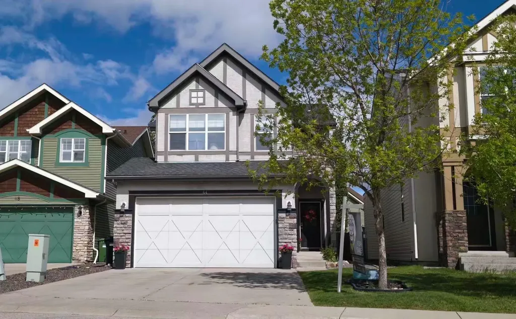44 Aspen Hills Close SW Calgary AB T3H 0C6