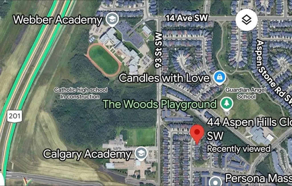 44 Aspen Hills Close SW Calgary AB T3H 0C6