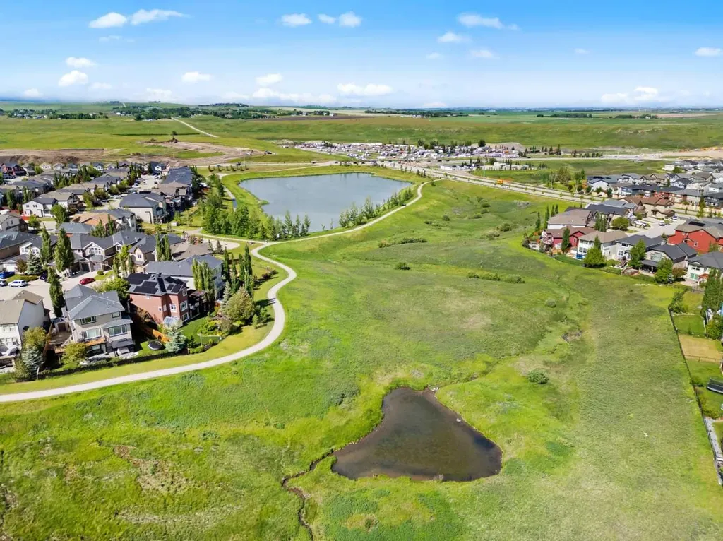 4 Sage Hill Rise NW Calgary AB T3R 2N1