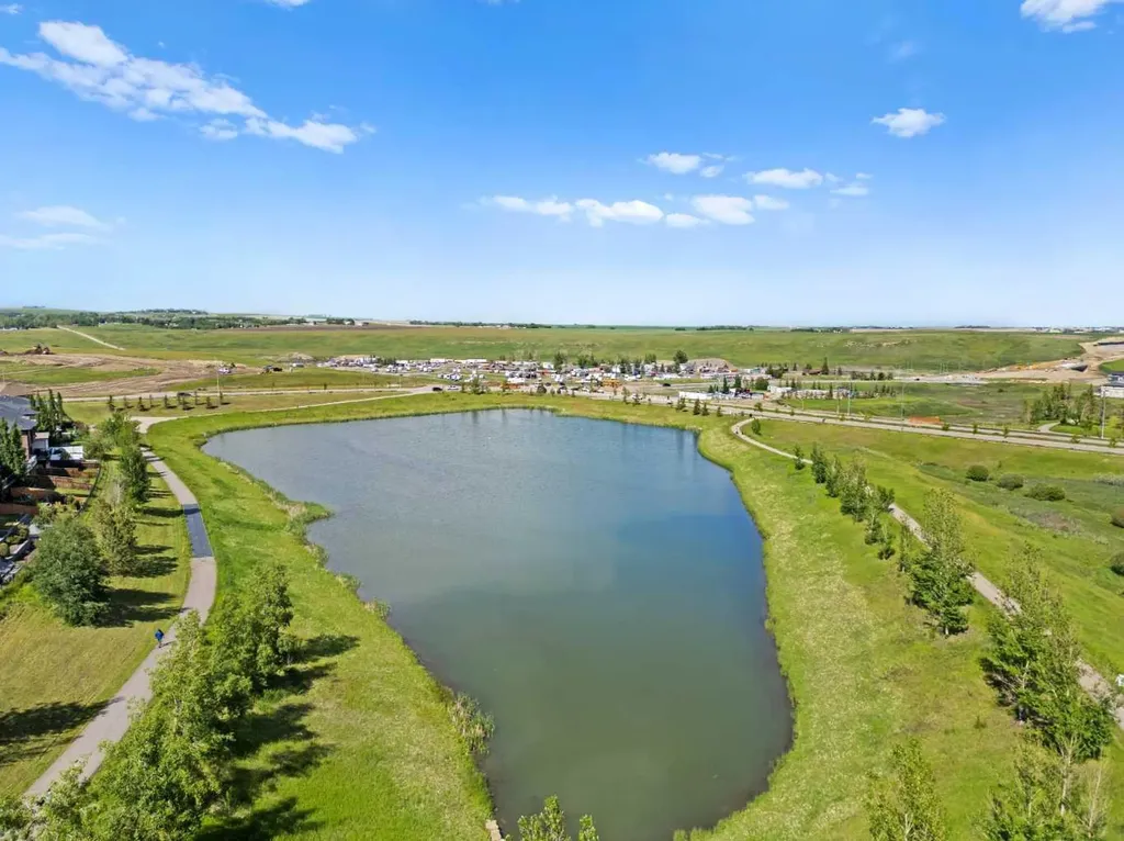 4 Sage Hill Rise NW Calgary AB T3R 2N1