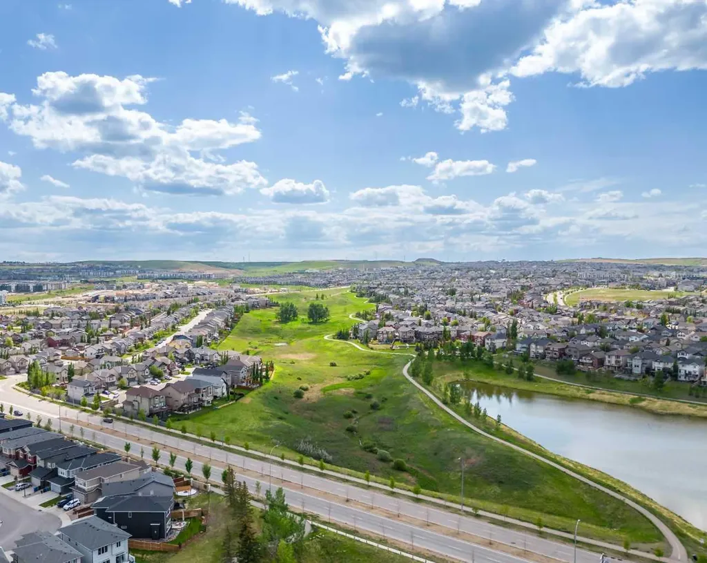 4 Sage Hill Rise NW Calgary AB T3R 2N1