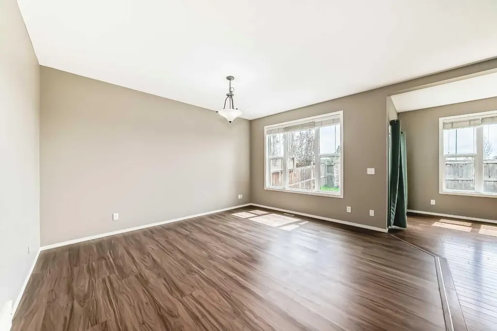 196 Cranberry Circle SE Calgary AB T3M 0N8