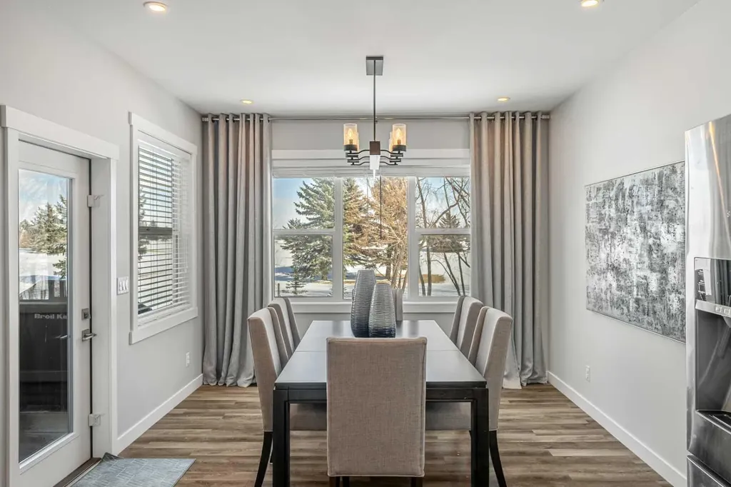 1205 Hillcrest Manor Estates Strathmore AB T1P 0B9