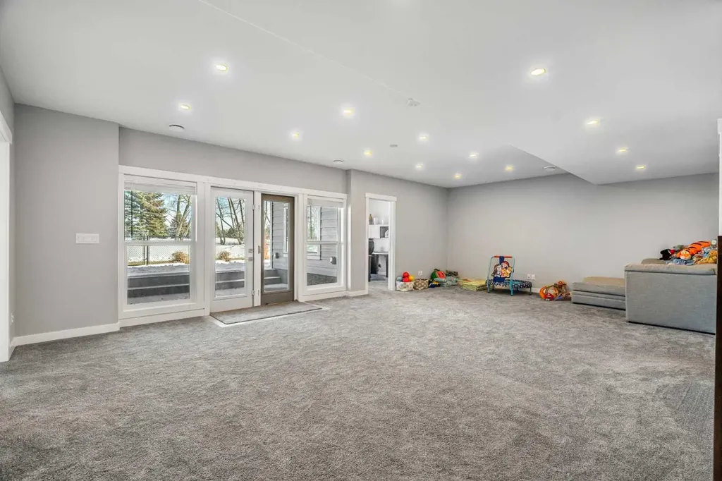 1205 Hillcrest Manor Estates Strathmore AB T1P 0B9