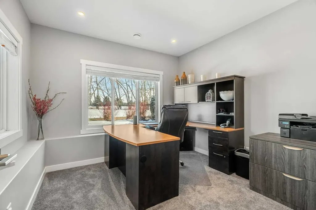 1205 Hillcrest Manor Estates Strathmore AB T1P 0B9