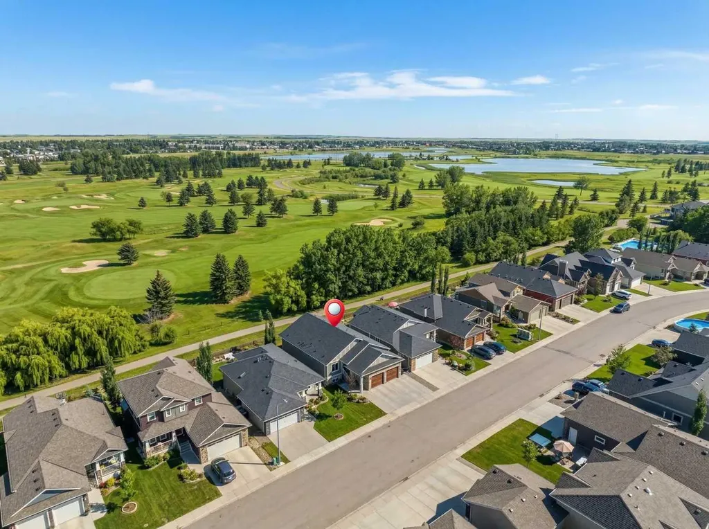 1205 Hillcrest Manor Estates Strathmore AB T1P 0B9