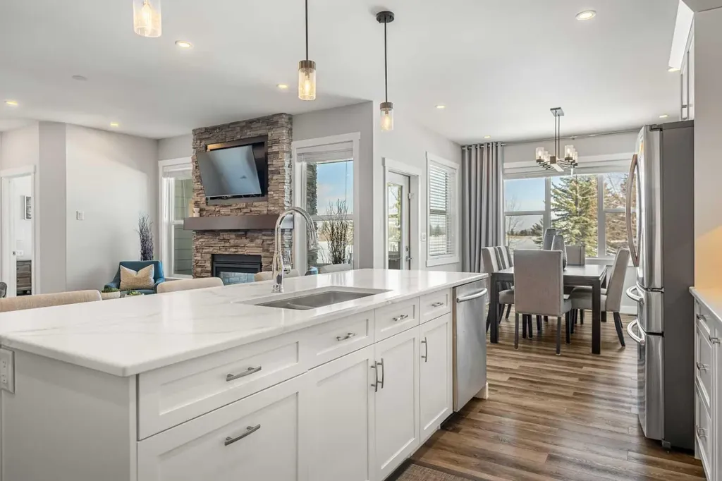1205 Hillcrest Manor Estates Strathmore AB T1P 0B9