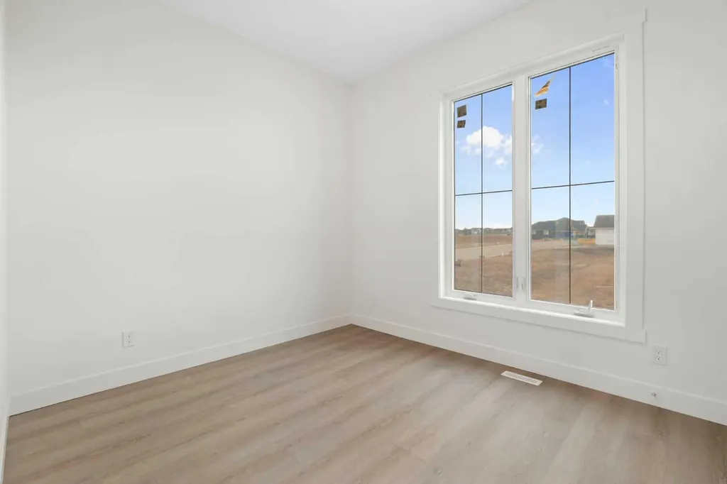 340 Muirfield Crescent Lyalta AB T0J1Y1