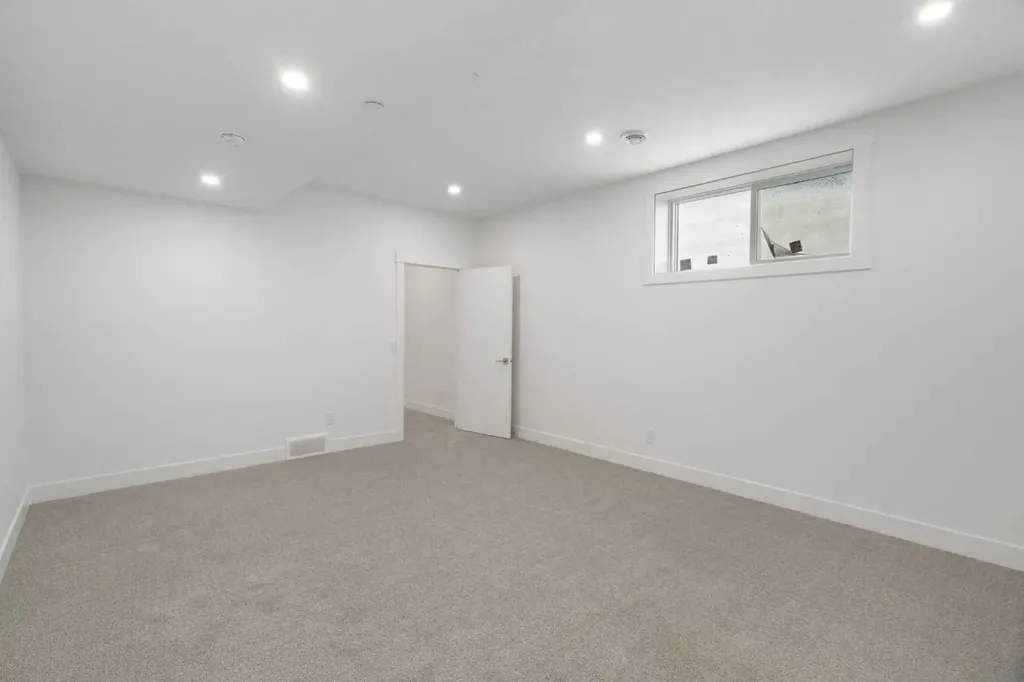 340 Muirfield Crescent Lyalta AB T0J1Y1
