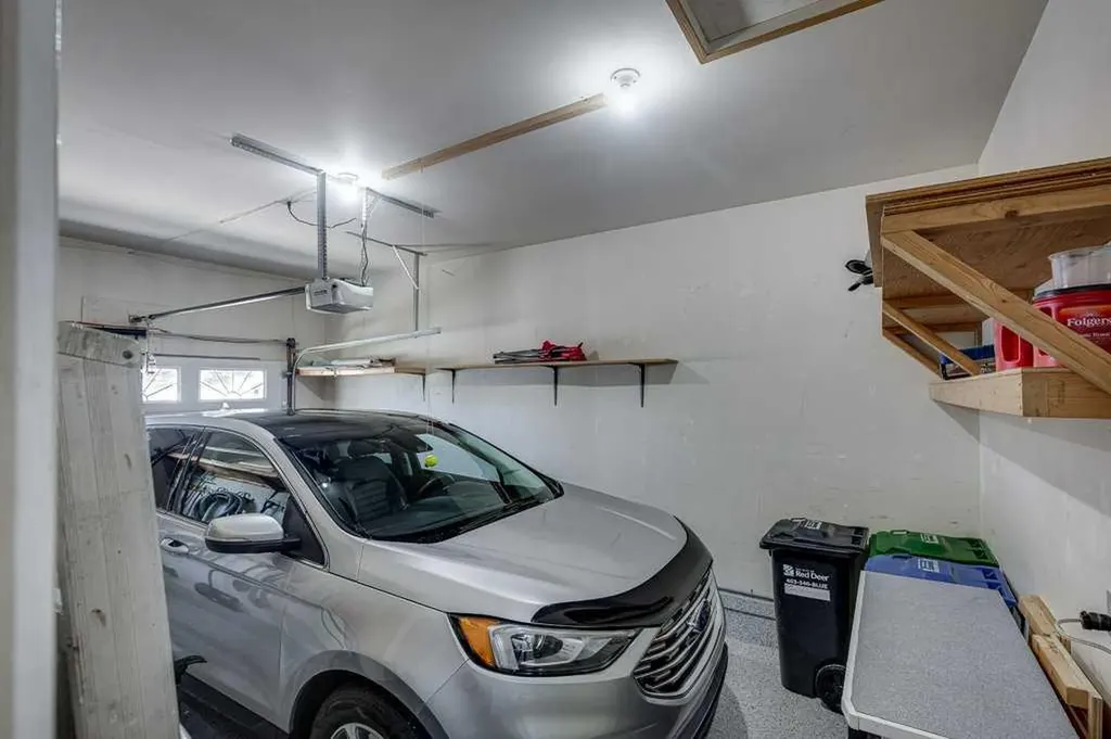 2821 Botterill Crescent Red Deer AB T4R 2E5