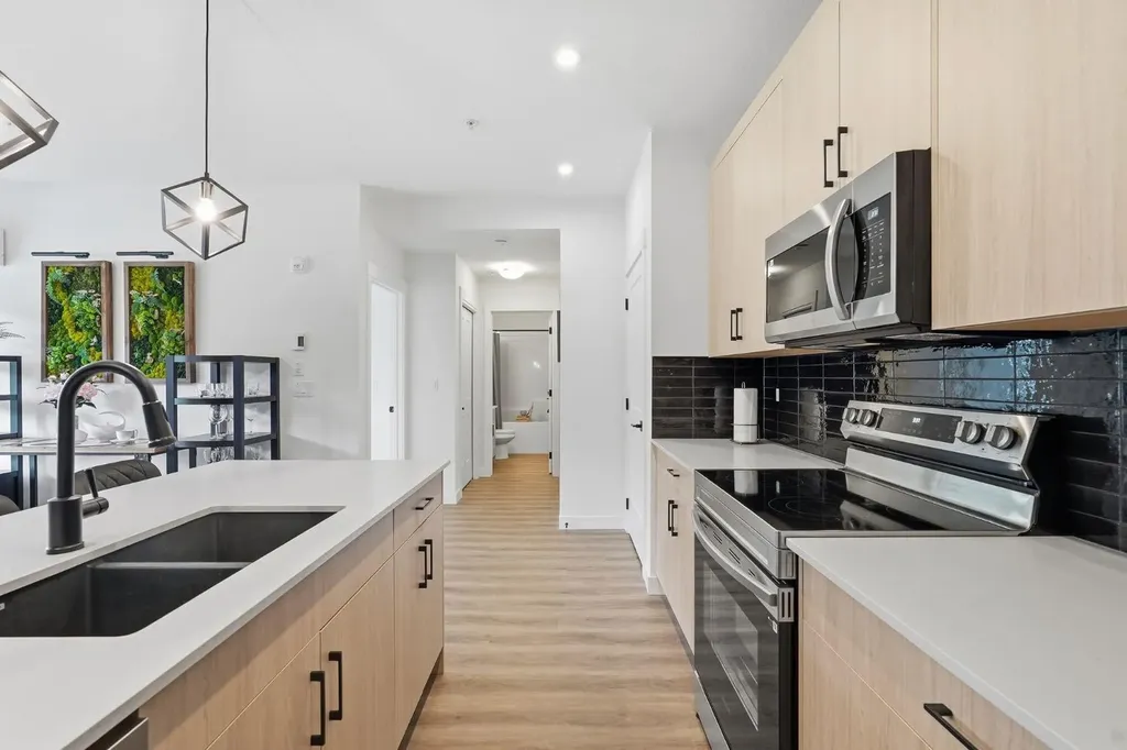 55 Lucas Way NW Calgary AB T3P 2C7