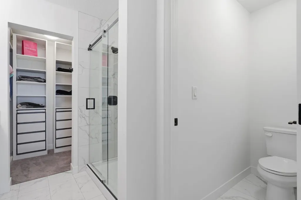 55 Lucas Way NW Calgary AB T3P 2C7