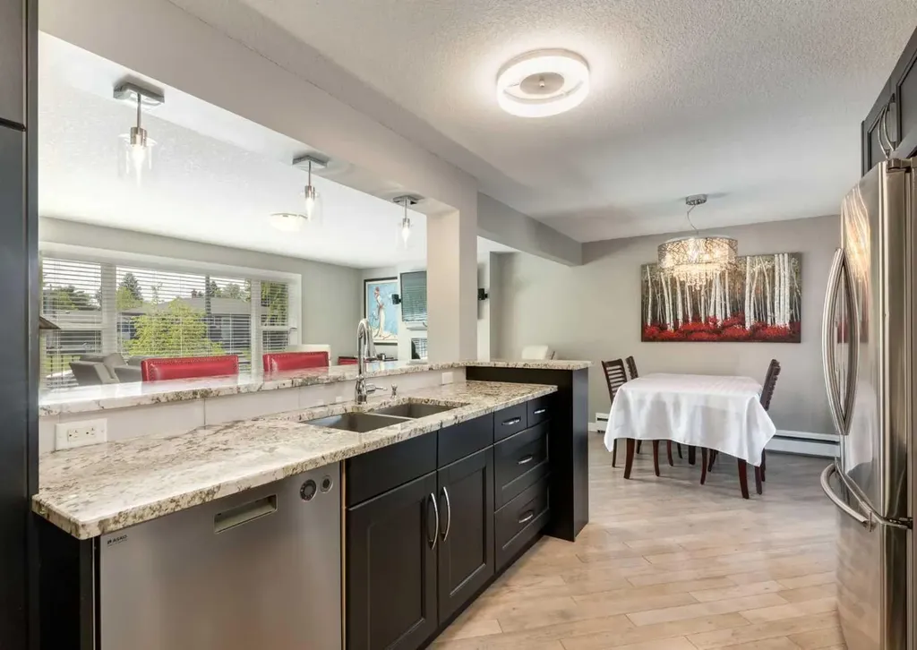 84 Fullerton Road SE Calgary AB T2H 1E5
