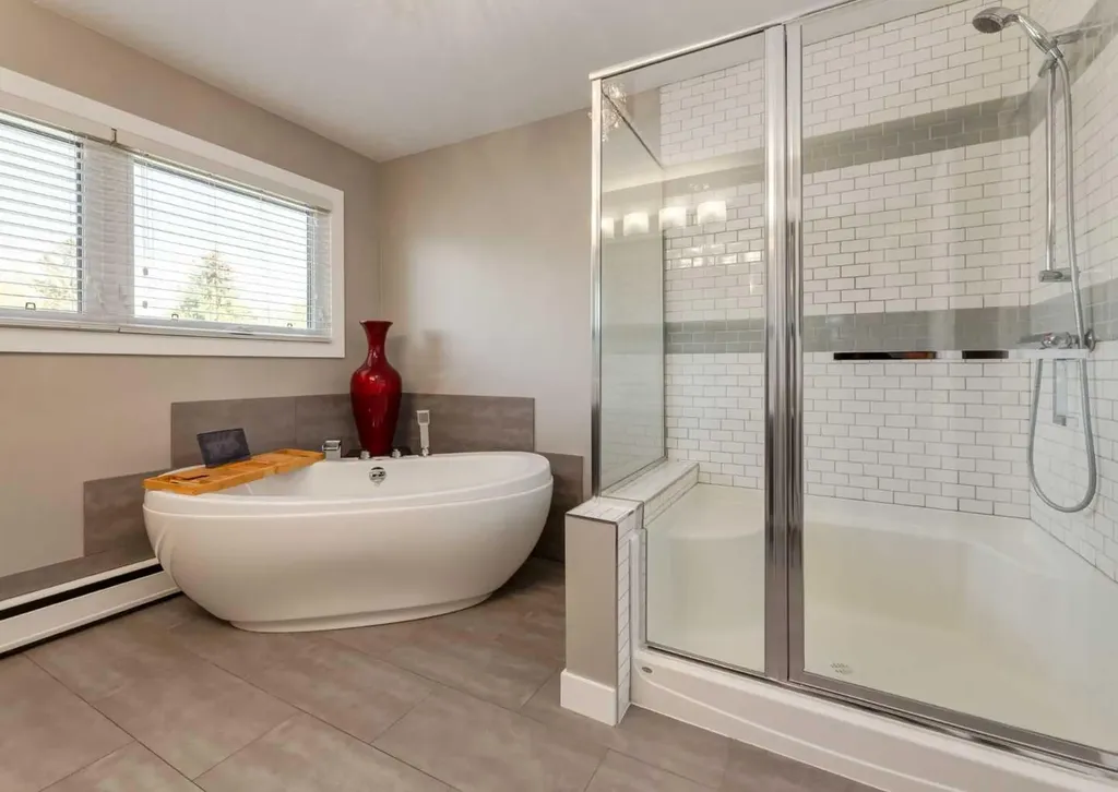 84 Fullerton Road SE Calgary AB T2H 1E5