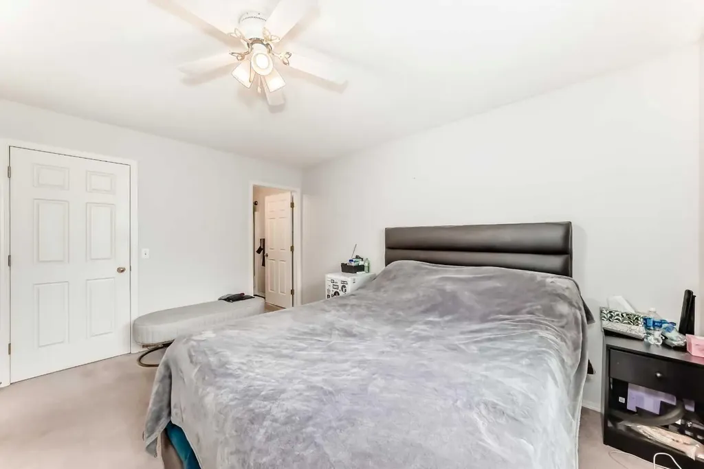 144 Douglas Ridge Circle SE Calgary AB T3M3C2