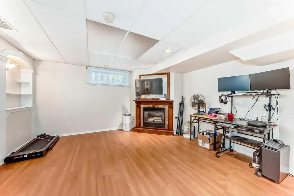 144 Douglas Ridge Circle SE Calgary AB T3M3C2