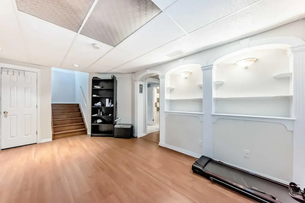 144 Douglas Ridge Circle SE Calgary AB T3M3C2
