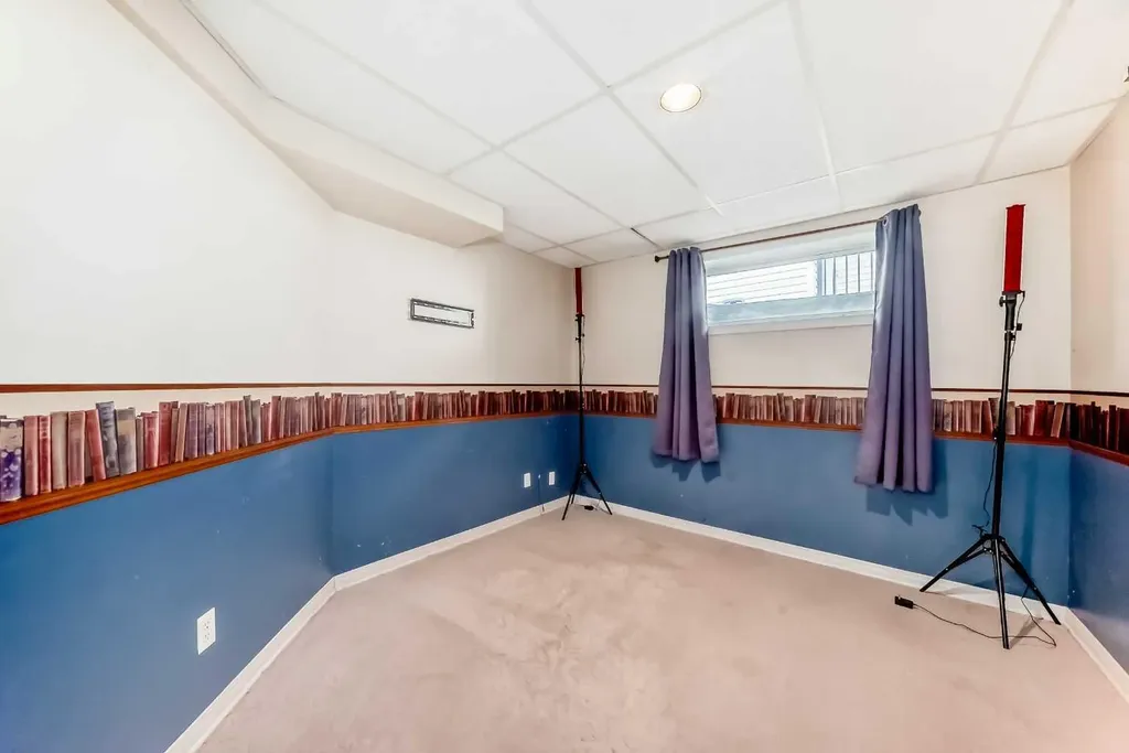 144 Douglas Ridge Circle SE Calgary AB T3M3C2
