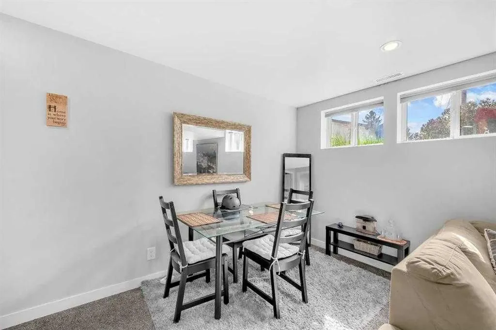 3143 45 Street SW Calgary AB T3E3T7