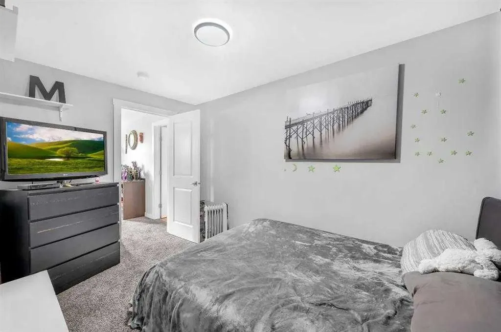 3143 45 Street SW Calgary AB T3E3T7