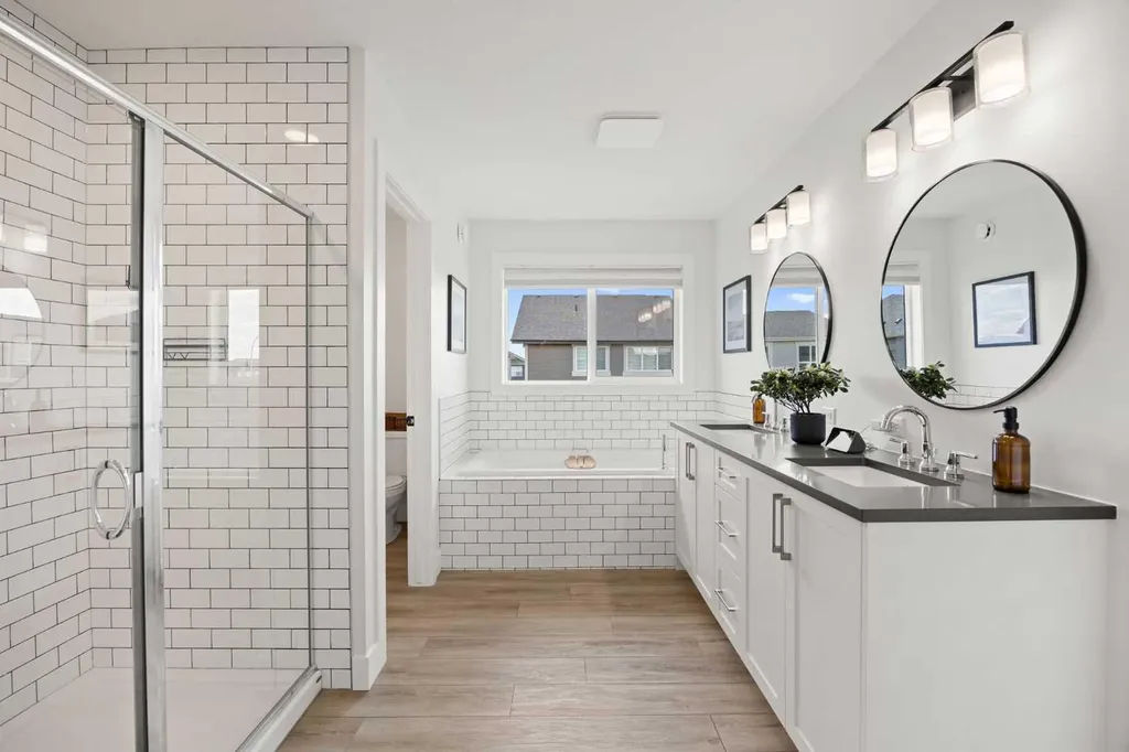 141 Magnolia Manor SE Calgary AB T3M 3H9