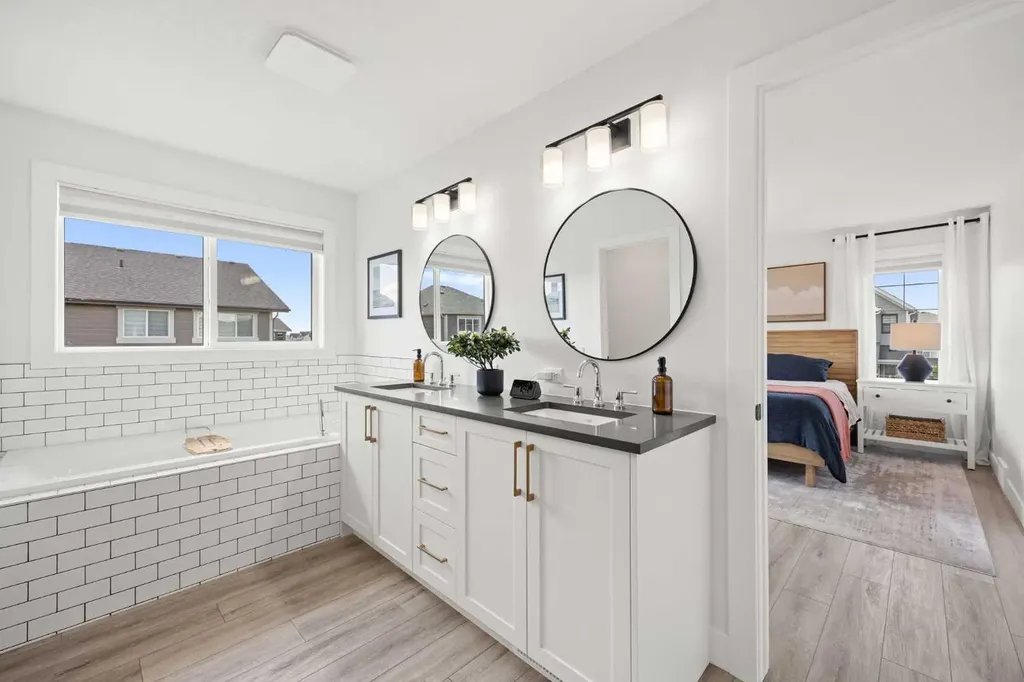 141 Magnolia Manor SE Calgary AB T3M 3H9