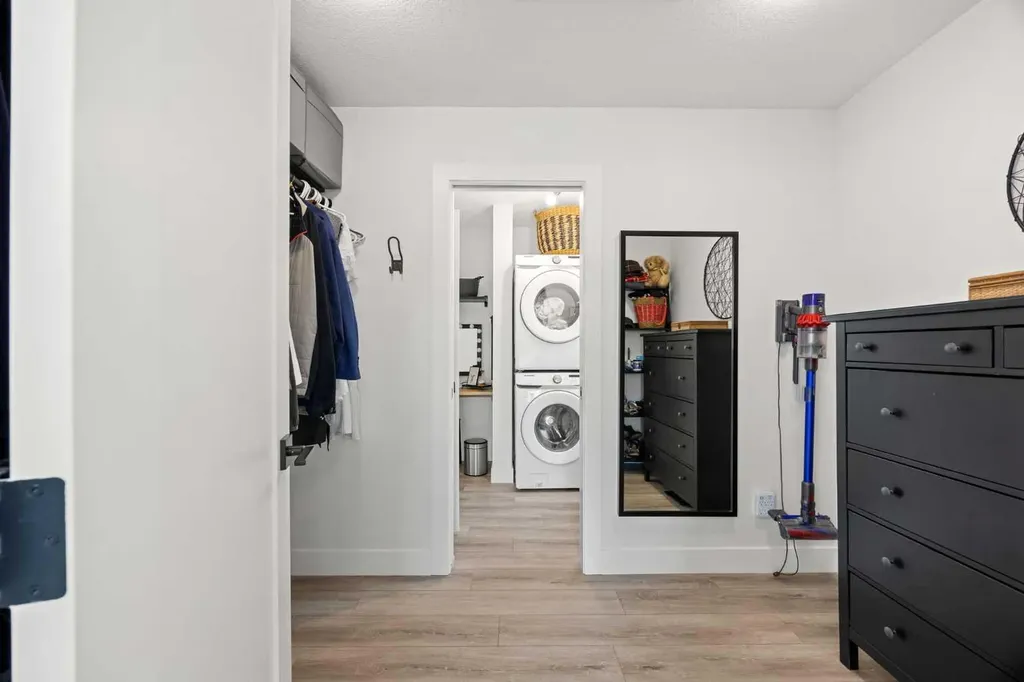 141 Magnolia Manor SE Calgary AB T3M 3H9