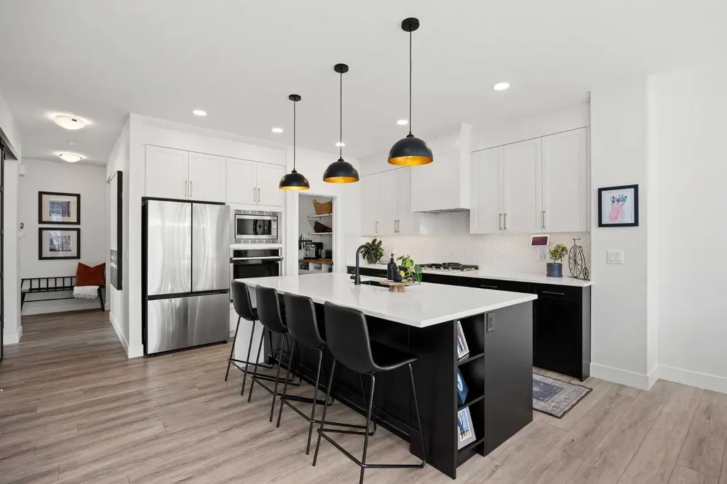 141 Magnolia Manor SE Calgary AB T3M 3H9