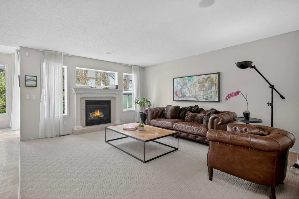 98 Cougarstone Close SW Calgary AB T3H 5W3