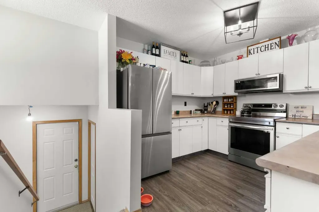 49 Sage Place SE Medicine Hat AB T1B4H2