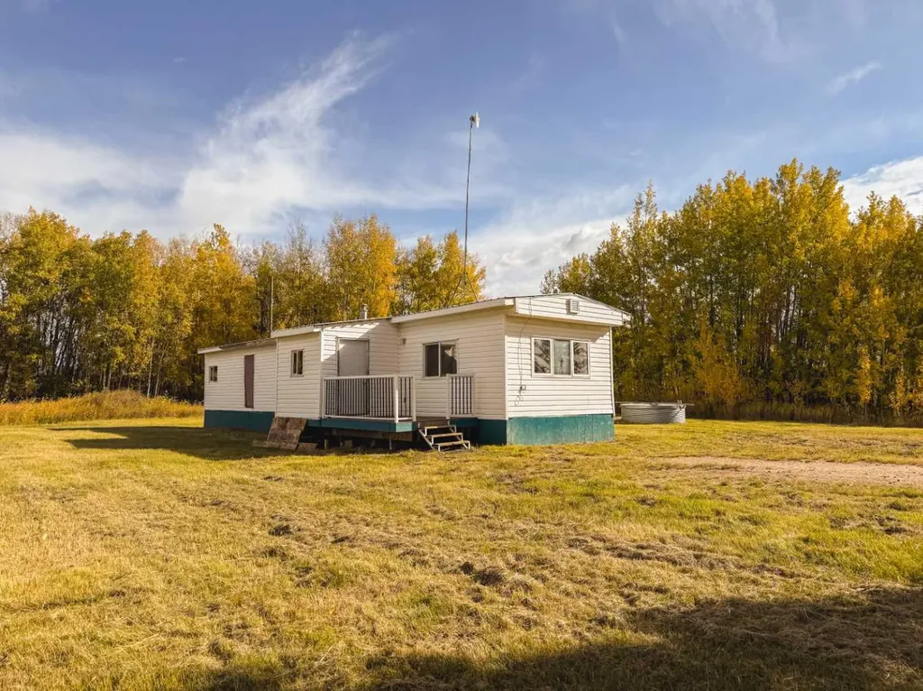 30010B 765 Township Peoria AB T0H 3P0