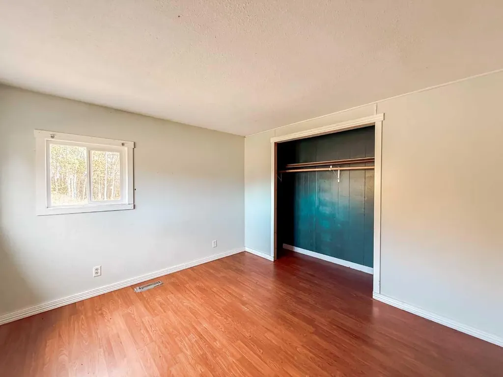 30010B 765 Township Peoria AB T0H 3P0