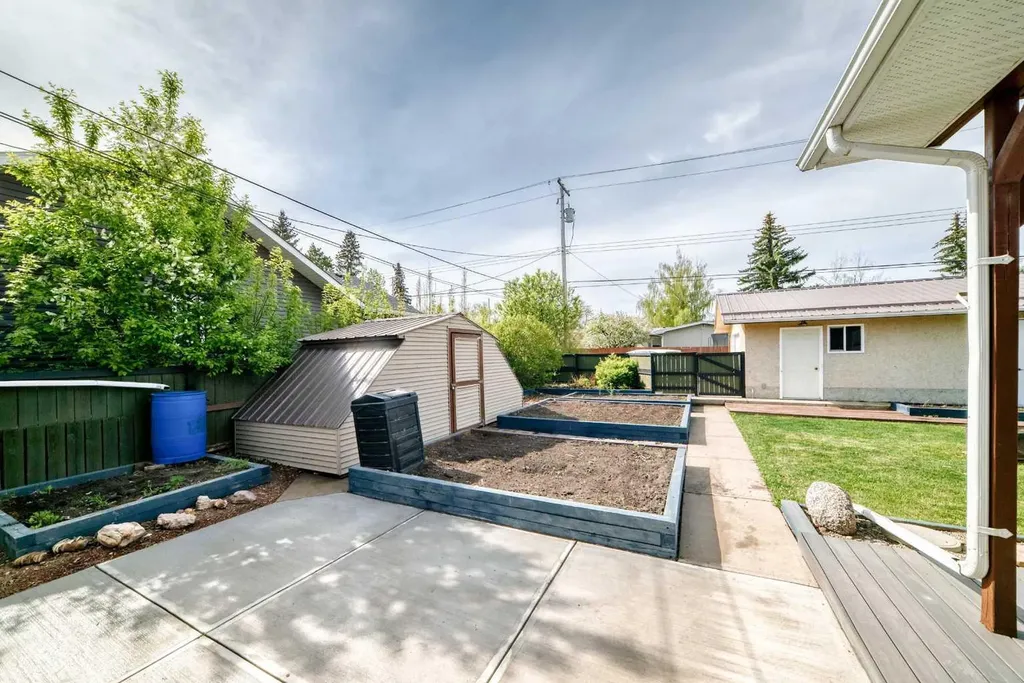5617 51 Street Olds AB T4H1H9