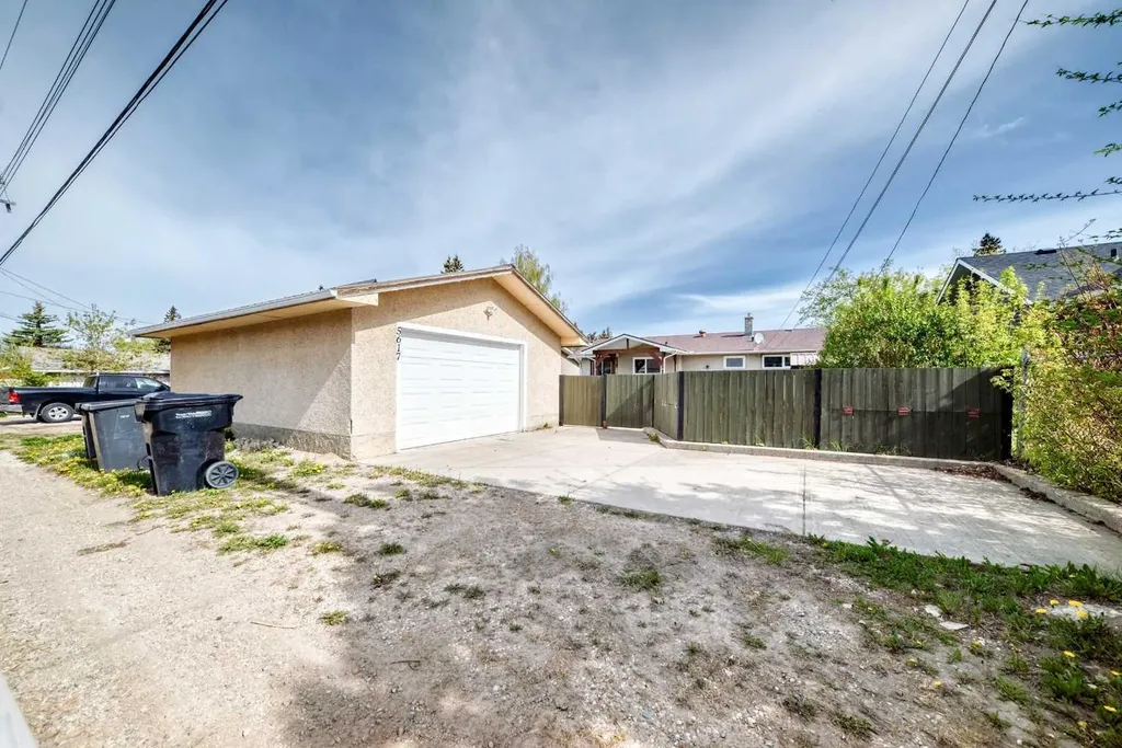 5617 51 Street Olds AB T4H1H9