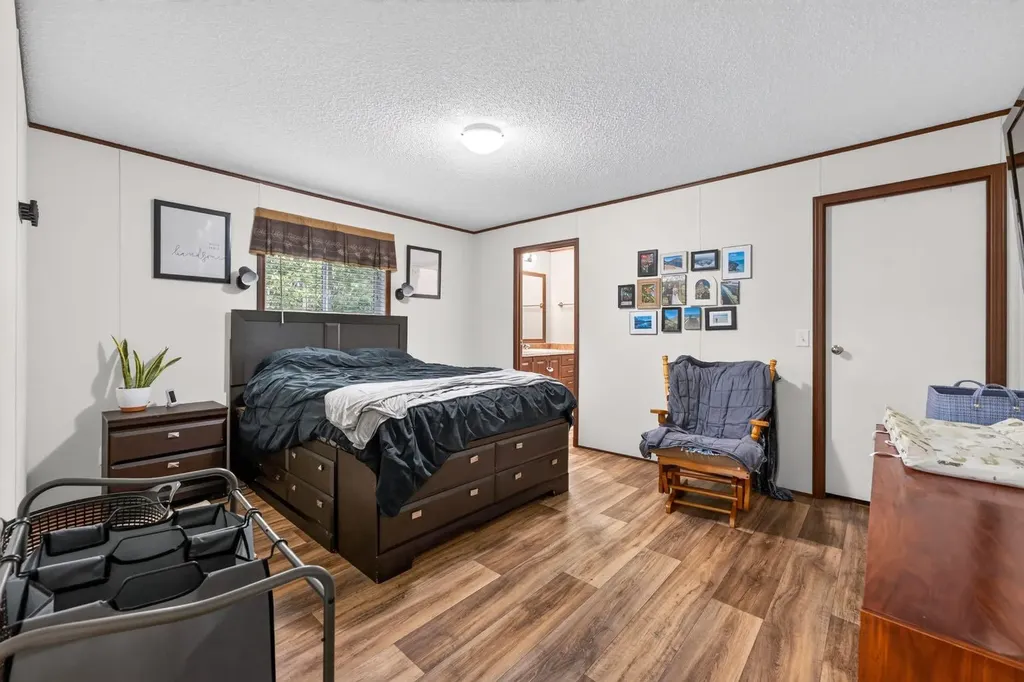 29407 Range Road 52 Rural Mountain View County AB T0M2E0